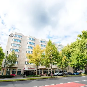 Leonardo Center Дюссельдорф